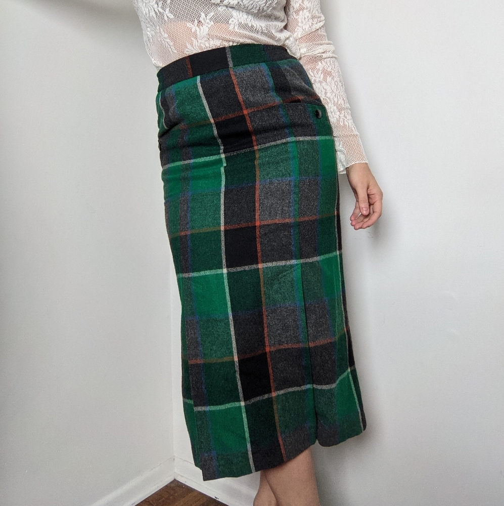Vintage High Waisted Wool Plaid Longline Skirt - Picture 3 of 9